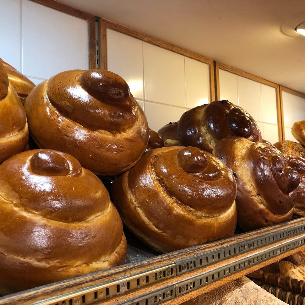 bennisons-bakery-employment-position-02