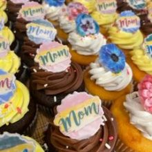 mothers day cupcakes